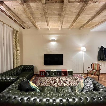 בולוניה Lovely 1 Bedroom Apartment Nearby Piazza Maggiore מראה חיצוני תמונה