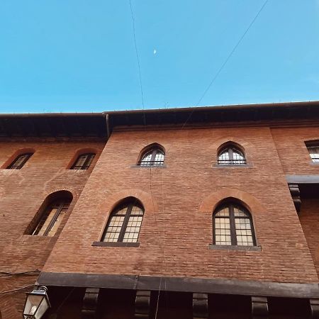 בולוניה Lovely 1 Bedroom Apartment Nearby Piazza Maggiore מראה חיצוני תמונה