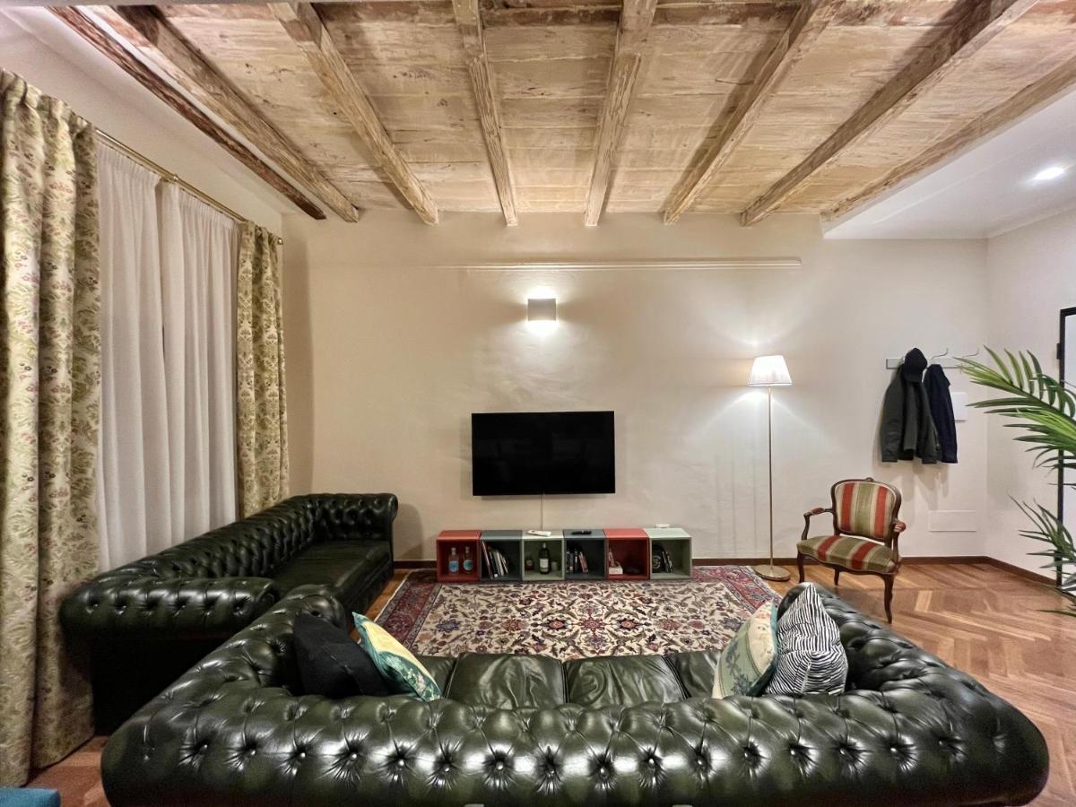 בולוניה Lovely 1 Bedroom Apartment Nearby Piazza Maggiore מראה חיצוני תמונה